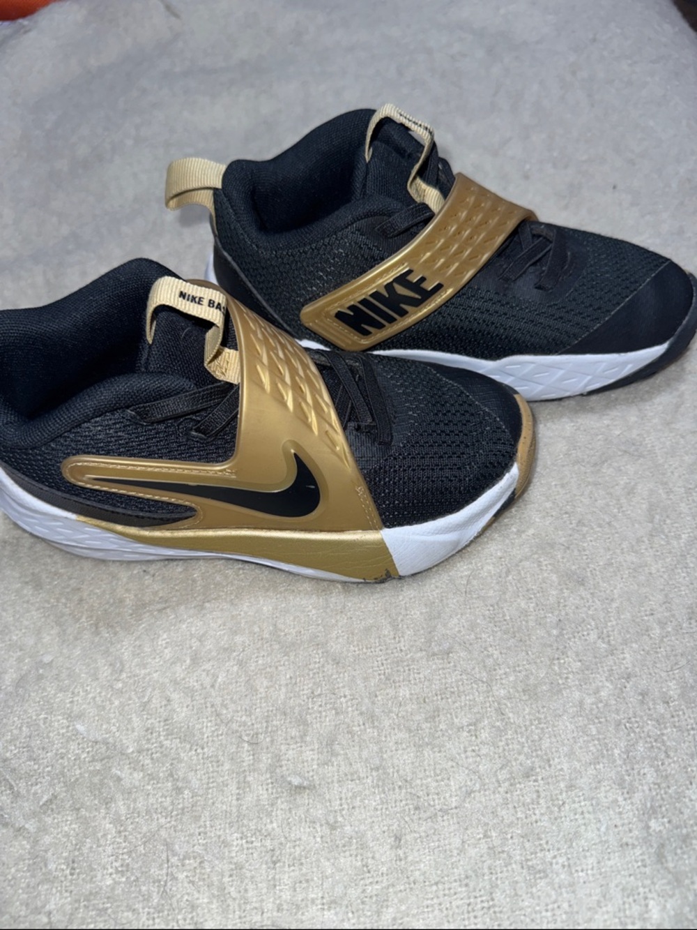 Nike Kids Black and Gold Slip-On Athletic Sneakers with Velcro Strap - Picture 2 of 4